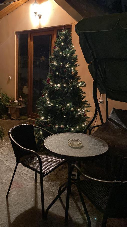 Anano'S Guesthouse Borzsomi Kültér fotó