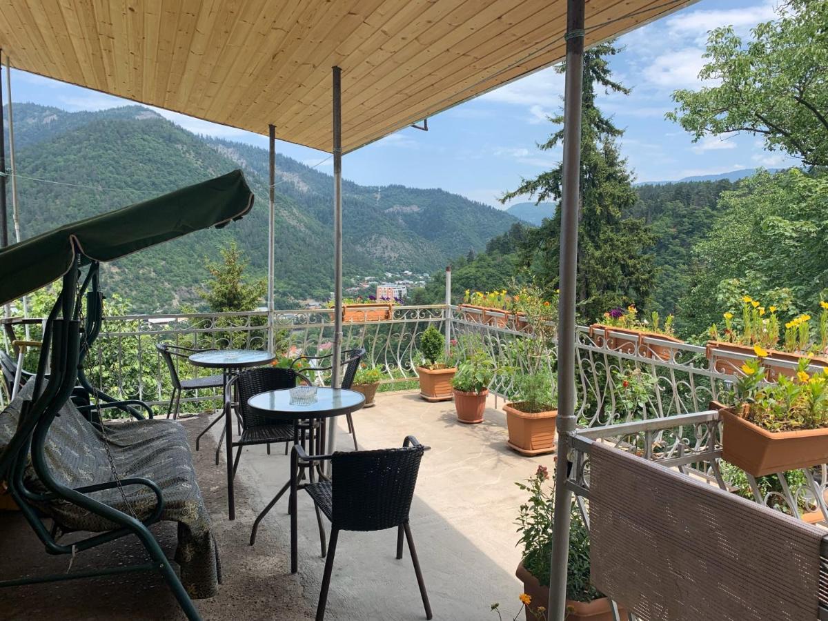 Anano'S Guesthouse Borzsomi Kültér fotó