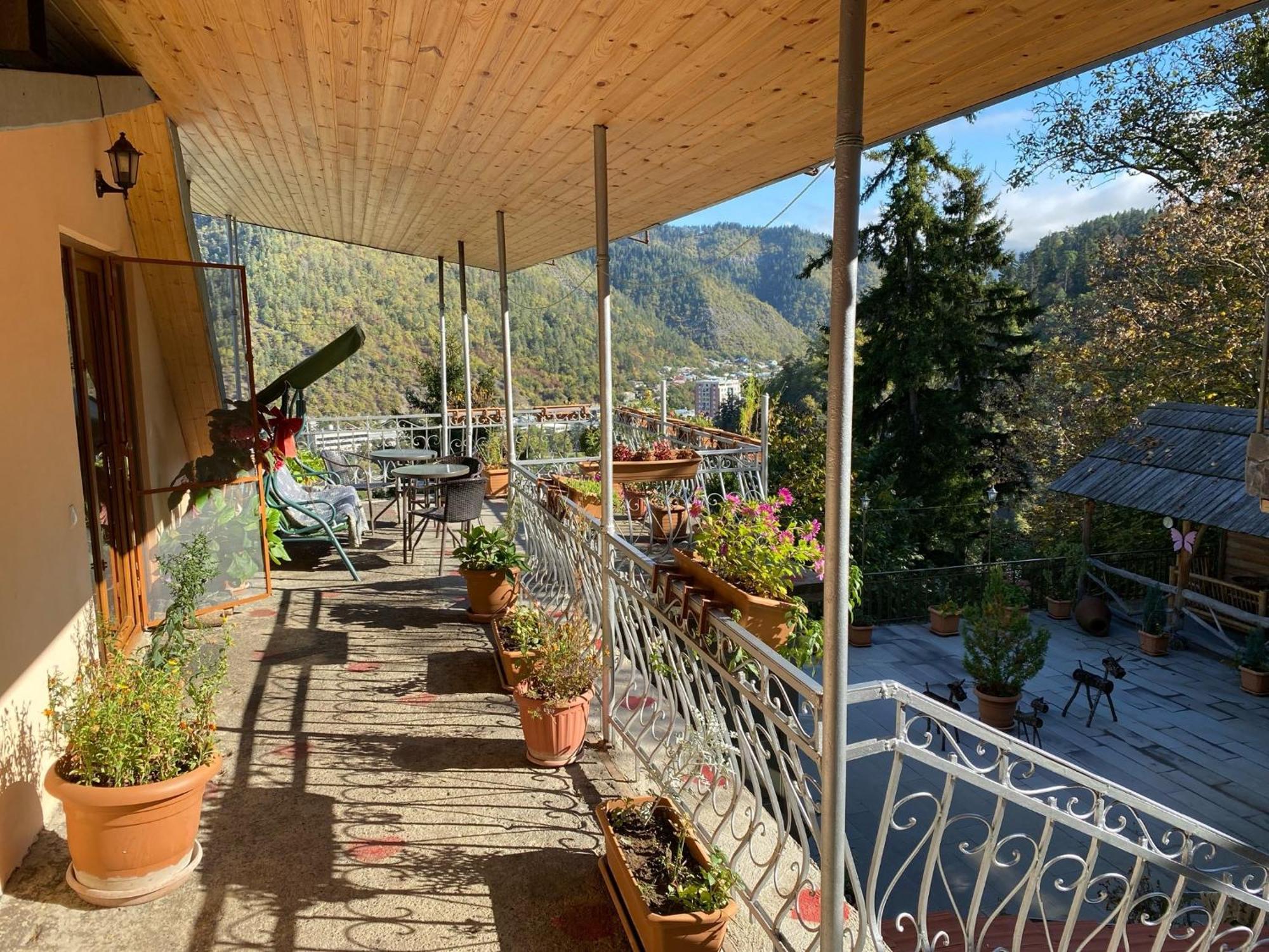 Anano'S Guesthouse Borzsomi Kültér fotó