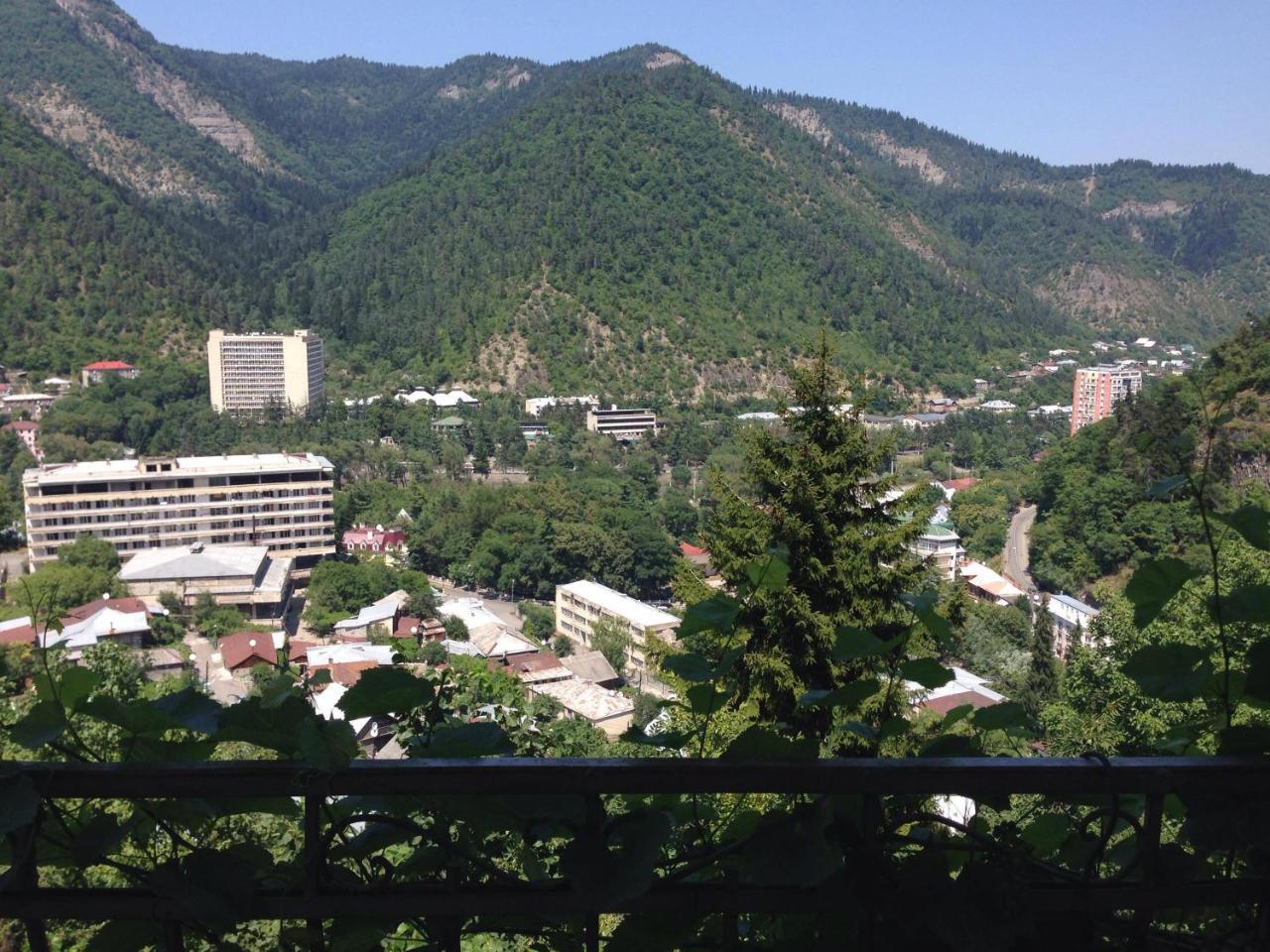 Anano'S Guesthouse Borzsomi Kültér fotó