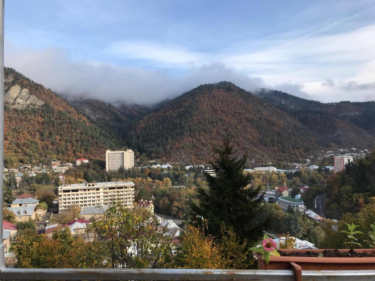 Anano'S Guesthouse Borzsomi Kültér fotó